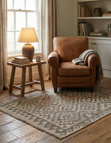 3' 8 x 4' 7 Hand Woven Kilim Maymana Wool Rug