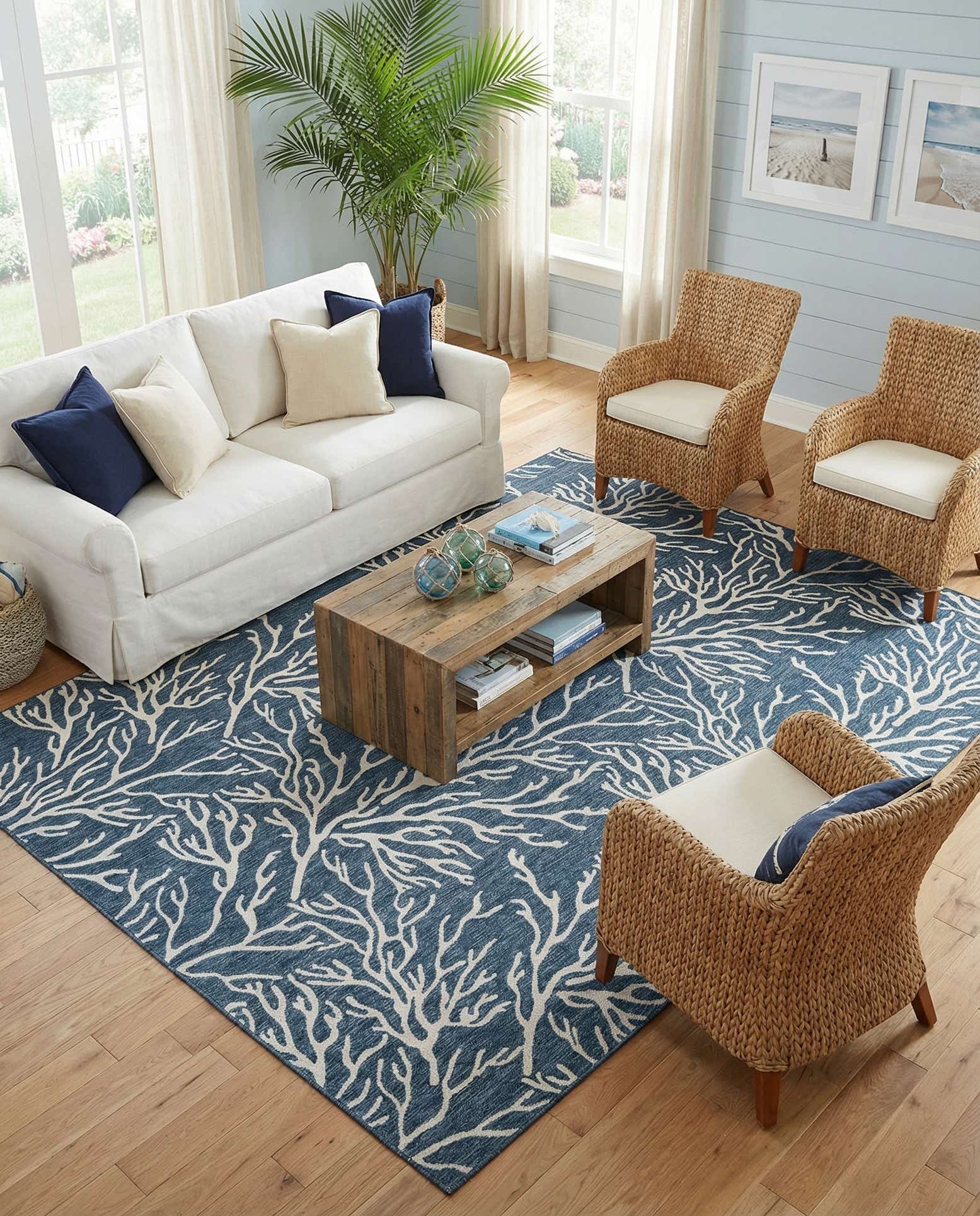 10' x 14' Easy-Clean Coastal Indoor / Outdoor Rug