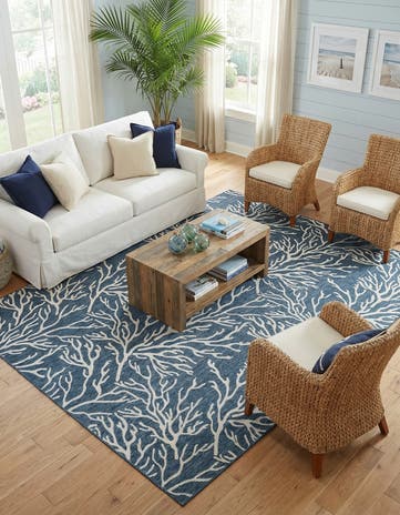 10' x 14' Easy-Clean Coastal Indoor / Outdoor Rug