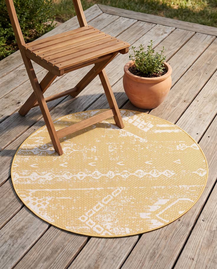 Detail image of 3' x 3' Easy-Clean Bohemian Indoor / Outdoor Round Rug