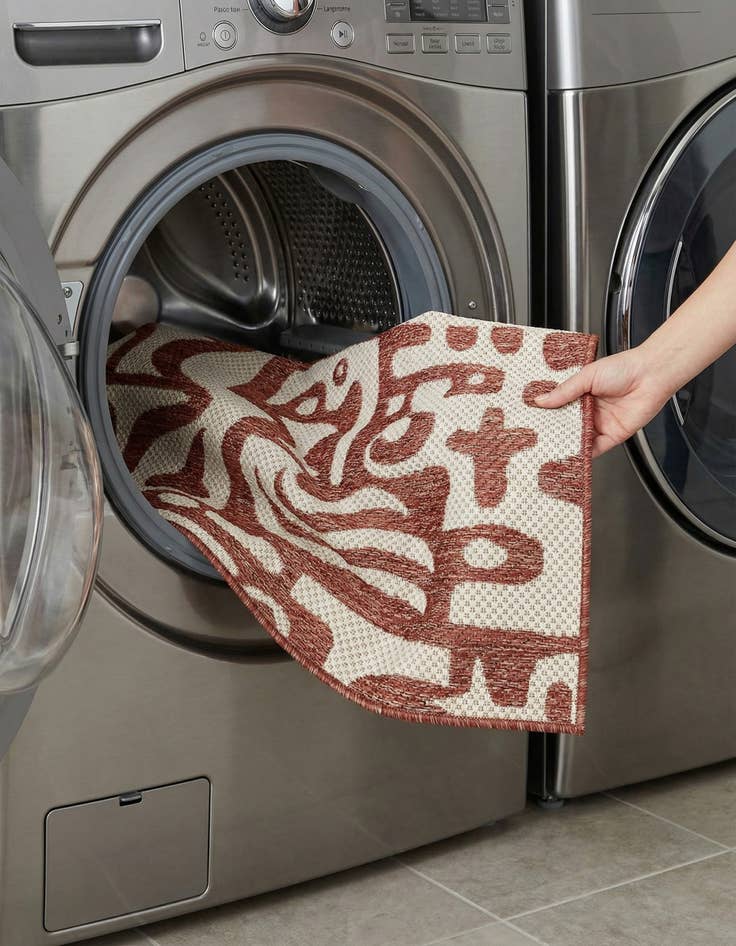 Detail image of  2' x 6'  Washable Modern Indoor / Outdoor Runner Rug