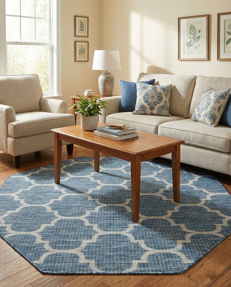 Detail image of 5' 3 x 5' 3 Easy-Clean Lattice Indoor / Outdoor Octagon Rug