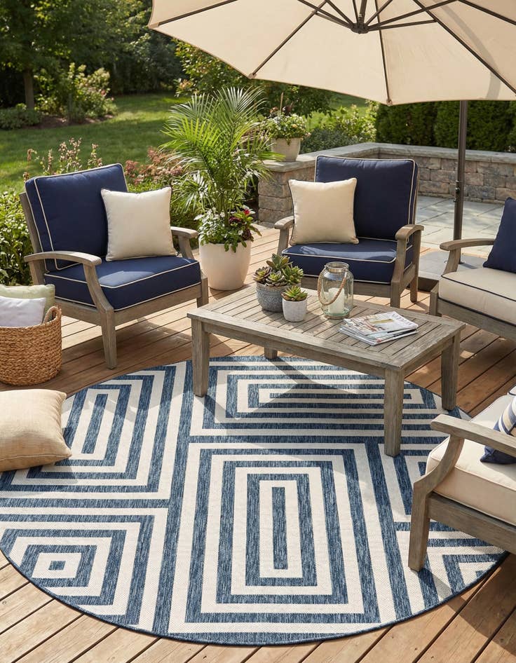 Detail image of 10' x 10' Easy-Clean Modern Indoor / Outdoor Round Rug