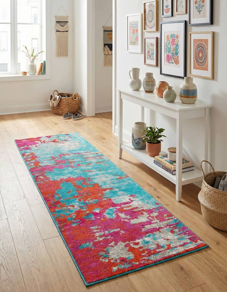 Detail image of 2' x 6' Azalea Runner Rug