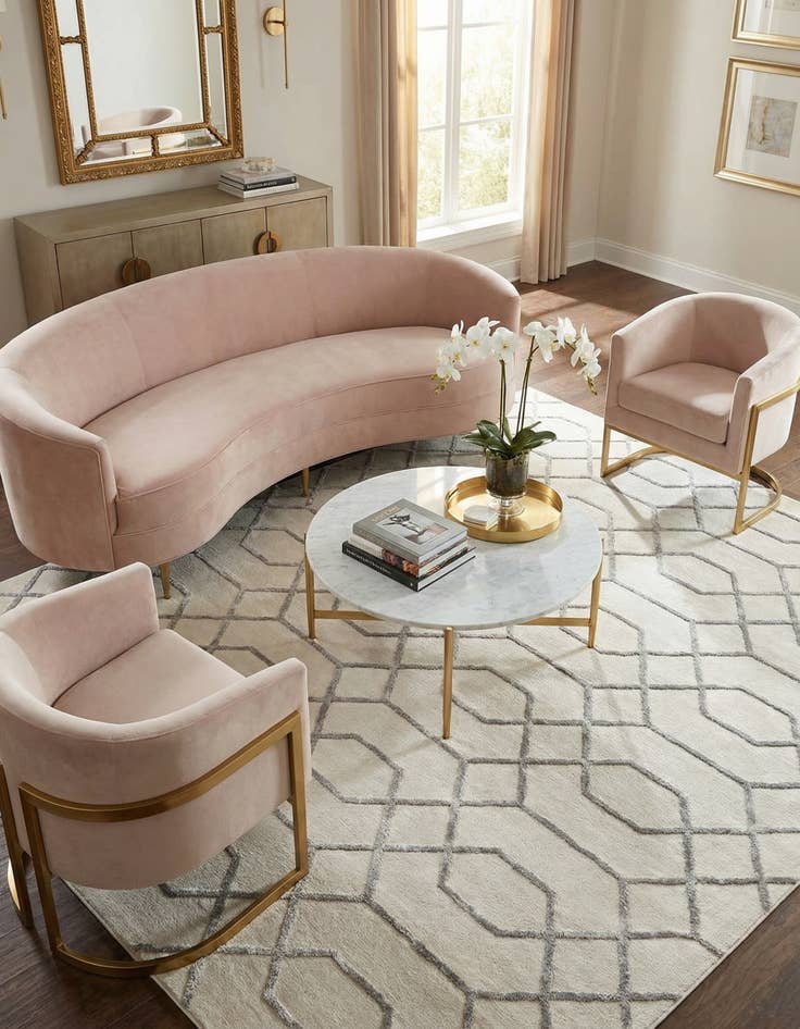 Detail image of 7' 10 x 7' 10  Marilyn Monroe™ Glam Trellis Square Rug