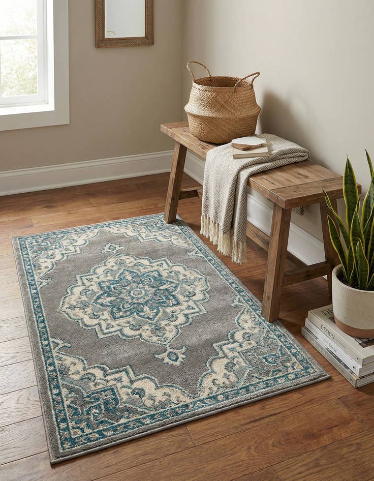 Detail image of 2' x 3' Aria Rug