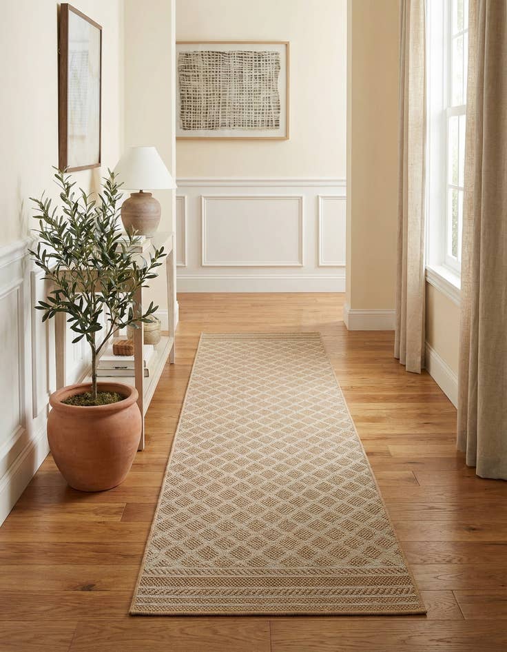 Detail image of  2' 7 x 12'  Washable Lattice Indoor / Outdoor Runner Rug
