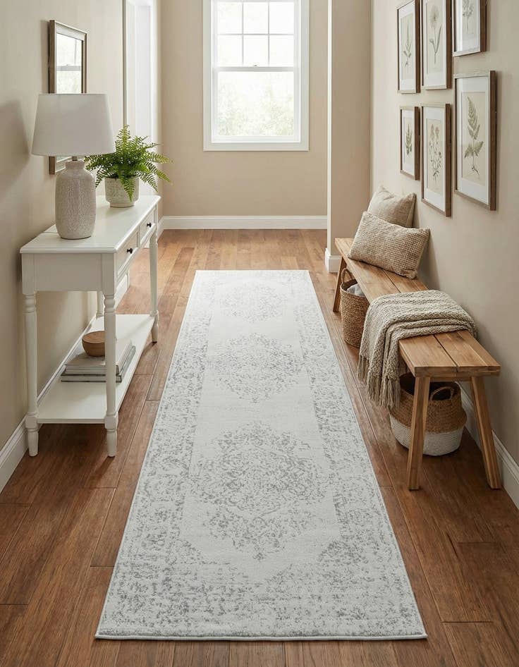 Detail image of 2' 7 x 10' Oxford Runner Rug