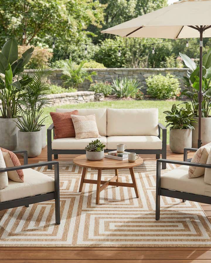 6' x 9' Easy-Clean Modern Indoor / Outdoor Rug