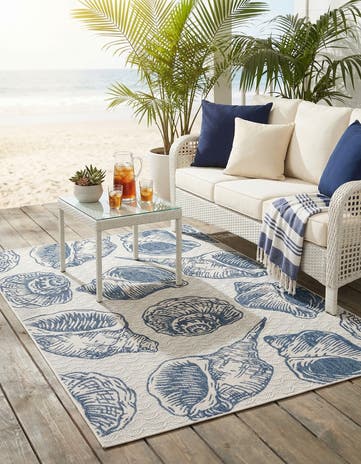 5' 3 x 8' Easy-Clean Coastal Indoor / Outdoor Rug