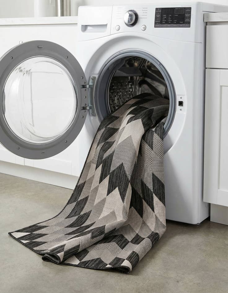 Detail image of 2' 7 x 12'  Washable Modern Indoor / Outdoor Runner Rug