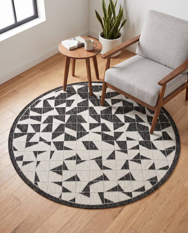 Detail image of 4' x 4' Easy-Clean Modern Indoor / Outdoor Round Rug