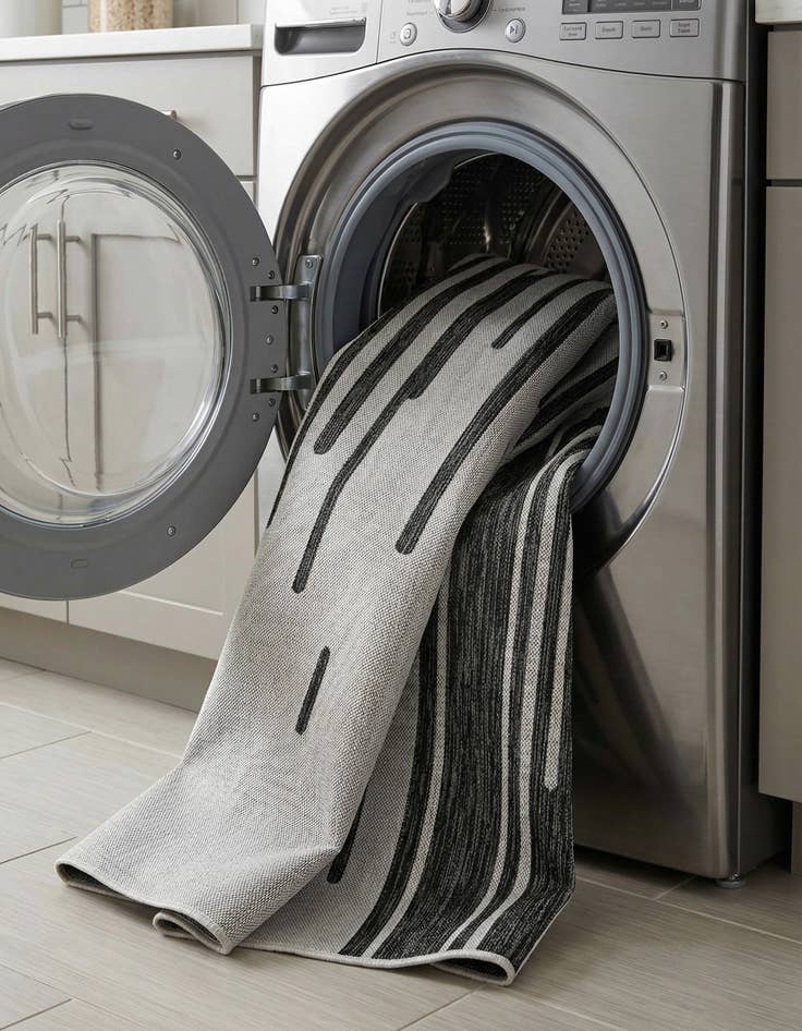 Detail image of  7' 10 x 10'  Washable Modern Indoor / Outdoor Rug