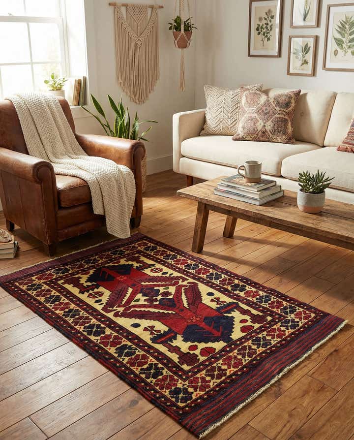 2' 8 x 4' 10 Hand Knotted Sumak Wool Rug