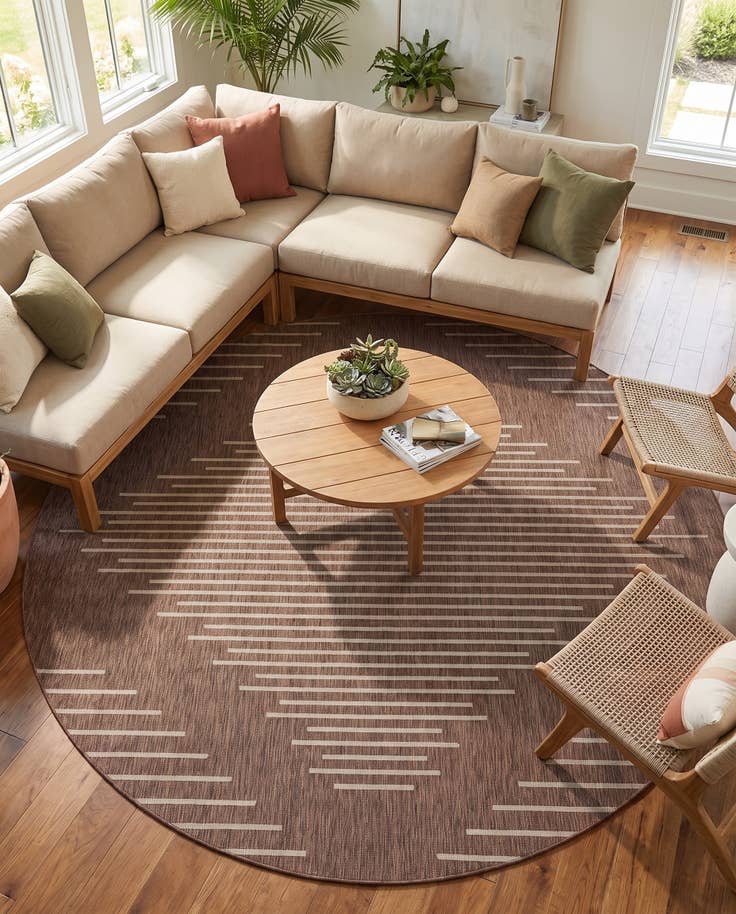 Detail image of 10' 8 x 10' 8 Easy-Clean Modern Indoor / Outdoor Round Rug