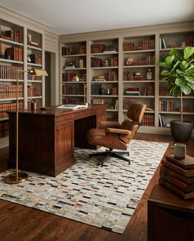 Detail image of 5' x 7' 11 Cowhide - Patchwork Rug