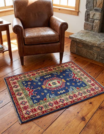 2' 9 x 3' 10 Hand Knotted Kazak Rug