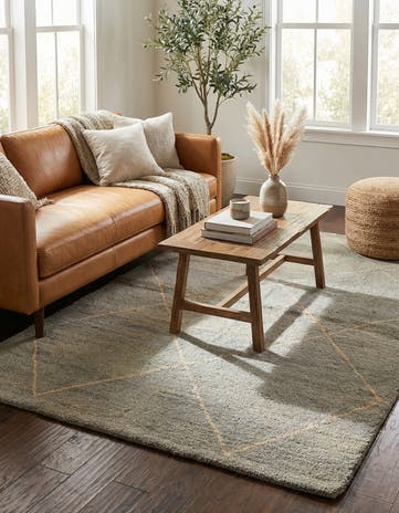 4' 5 x 6' 6 Hand Knotted Moroccan Wool Rug