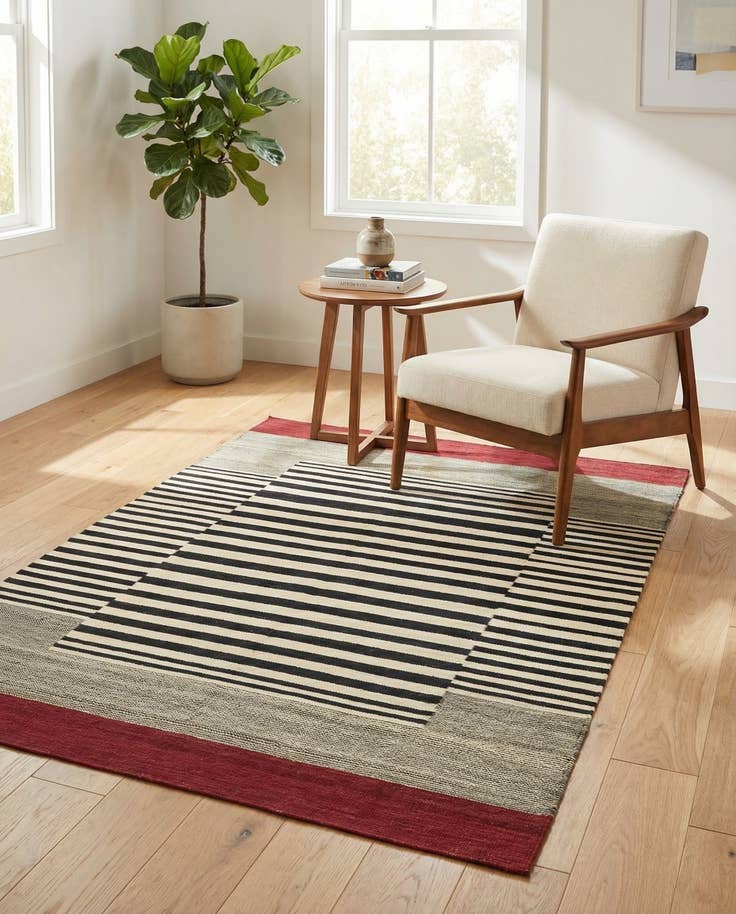 Detail image of 4' 2 x 5' 10 Hand Woven Kilim Modern Wool Rug