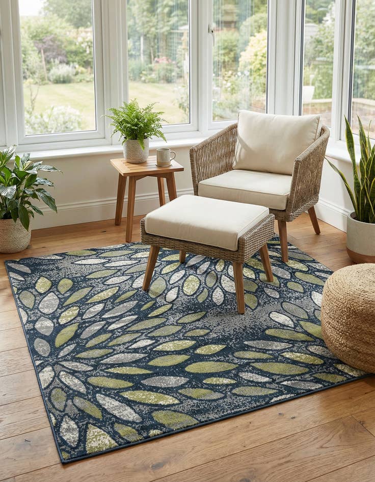 Detail image of  7' x 7' Charleston Square Rug