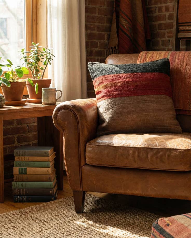 Detail image of 1' 5 x 1' 7 Hand Woven Pillow Wool Square Rug