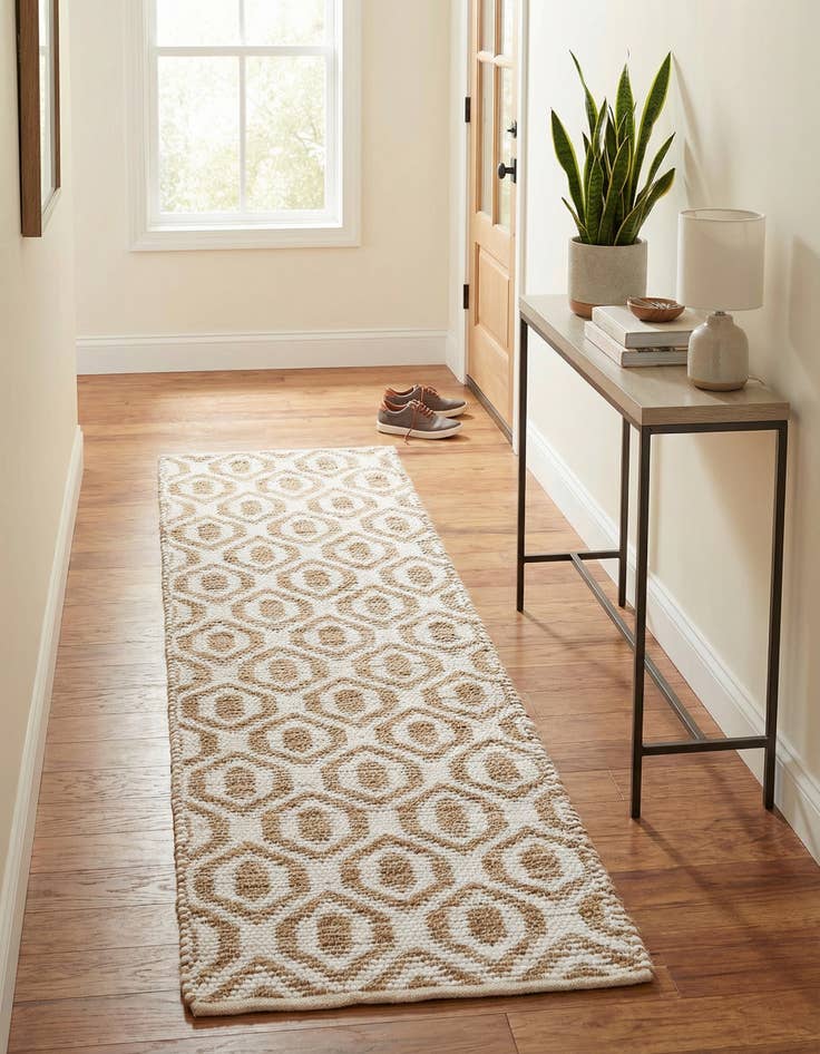 Detail image of  2' 7 x 10'  Hand Woven Chindi Jute Runner Rug