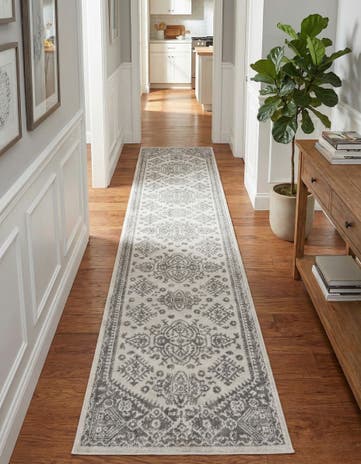 2' 7 x 13' Oxford Runner Rug