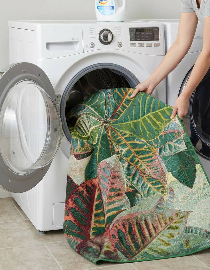 Detail image of 5' 3 x 8'  Washable Botanical Indoor / Outdoor Rug