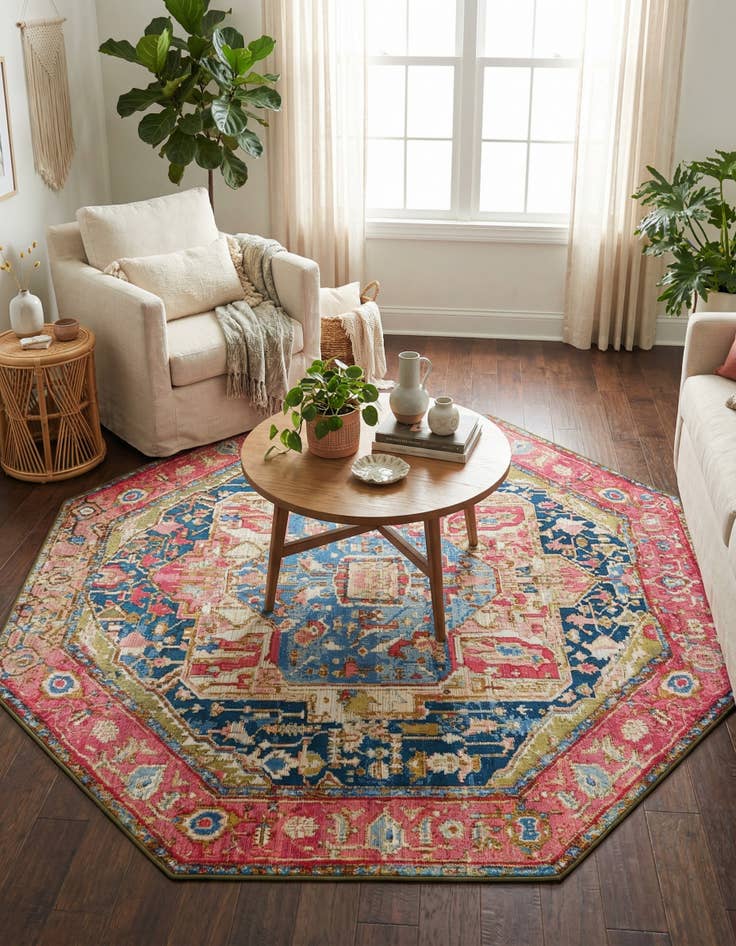 Detail image of  7' x 7'  Washable Traditional Indoor / Outdoor Octagon Rug