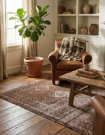 4' 4 x 6' 9 Hand Knotted Hamedan Persian Wool Rug