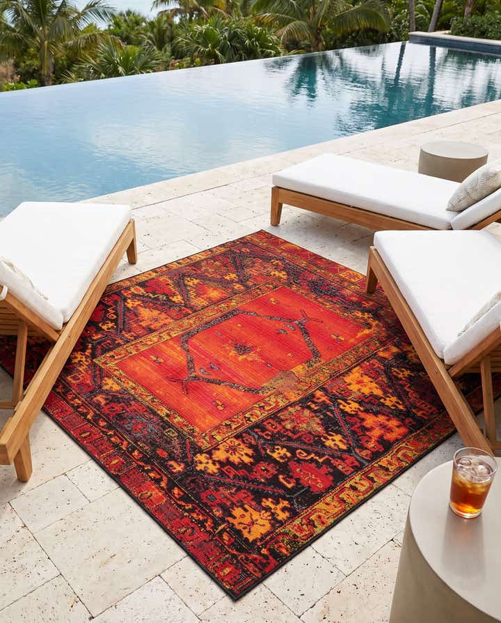 6' x 6' Easy-Clean Tribal Indoor / Outdoor Square Rug