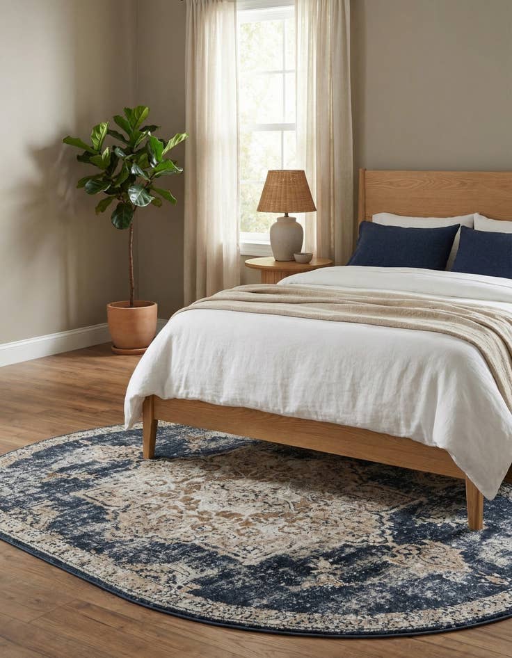 Detail image of 5' 3 x 8' Villa Oval Rug