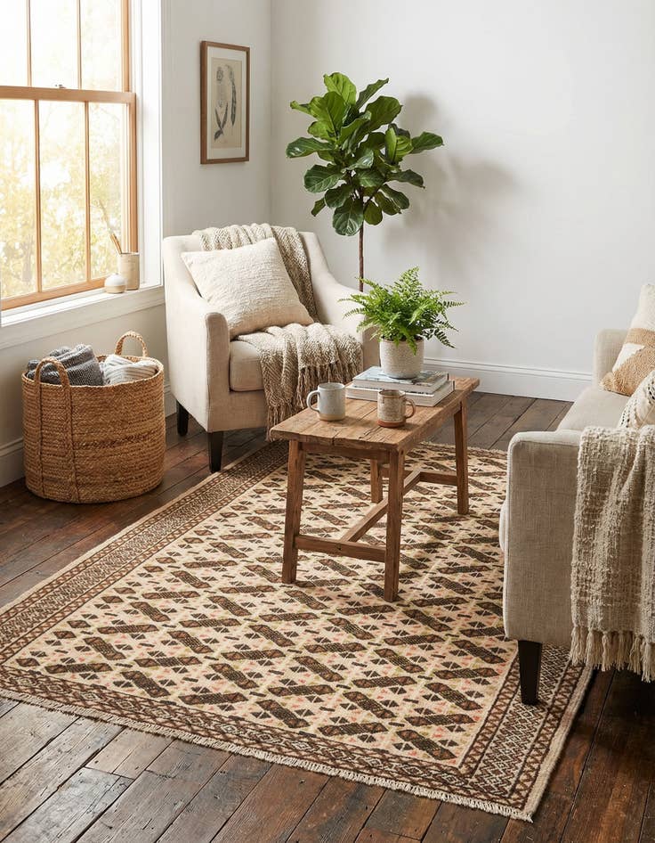 Detail image of 3' 3 x 4' 5 Pakistan Rug