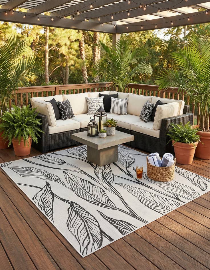 Detail image of 10' 8 x 10' 8  Washable Botanical Indoor / Outdoor Square Rug