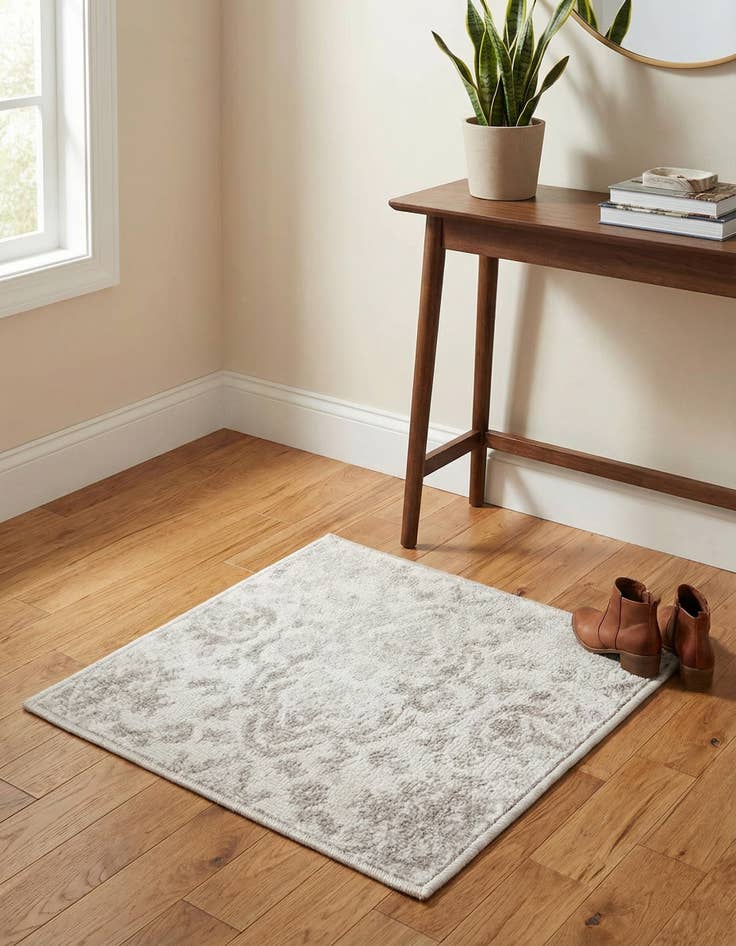 Detail image of 1' 4 x 1' 4 Oxford Sample Rug