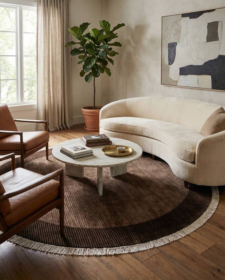 Detail image of 6' 7 x 6' 7 Hand Knotted Darya Wool Round Rug