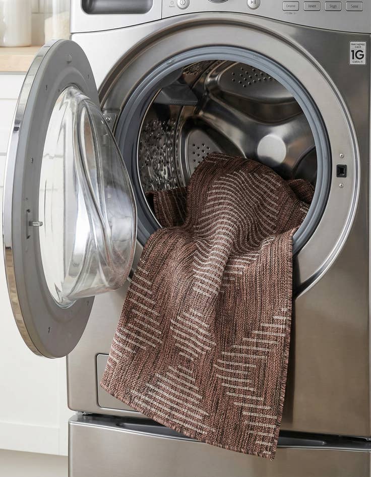 Detail image of  2' x 6'  Washable Modern Indoor / Outdoor Runner Rug