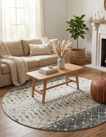 7' 10 x 7' 10 Moroccan Trellis Round Rug