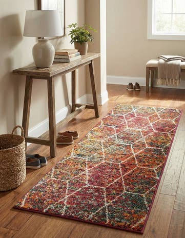 2' x 5' Lattice Frieze Runner Rug