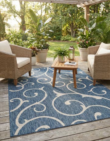 6' x 9' Easy-Clean Botanical Indoor / Outdoor Rug