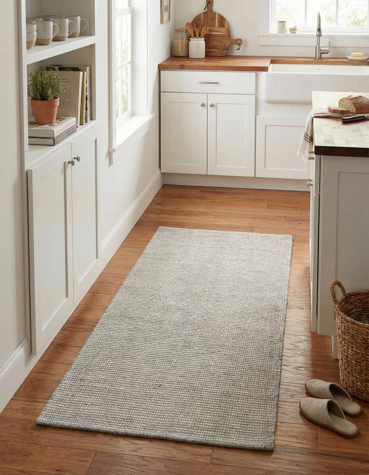 Detail image of  2' x 4' 1  Hand Woven Jill Zarin English Manor Farmhouse Wool Runner Rug