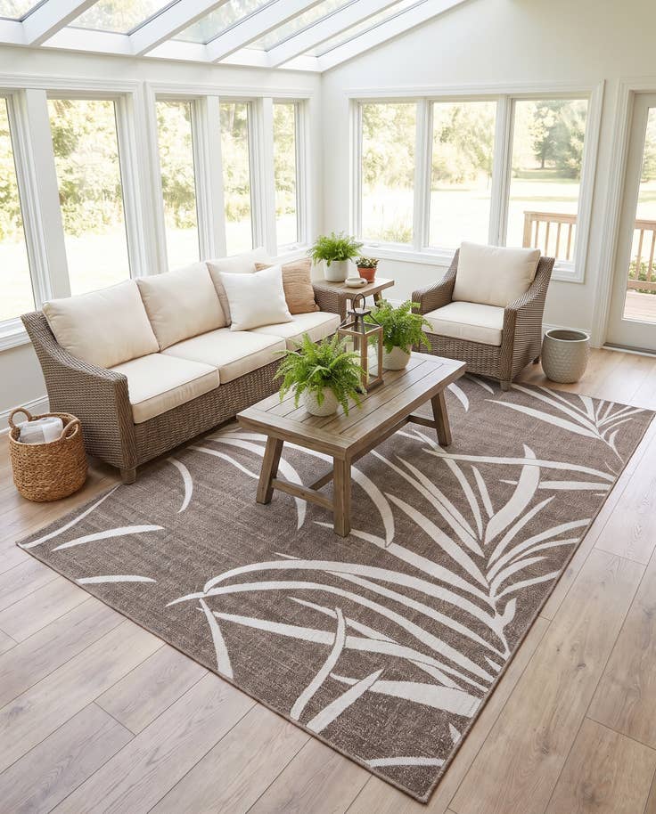 Detail image of 7' x 10' Easy-Clean Botanical Indoor / Outdoor Rug