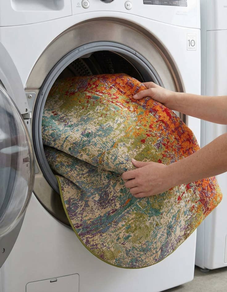 Detail image of 8' x 8'  Washable Modern Indoor / Outdoor Round Rug