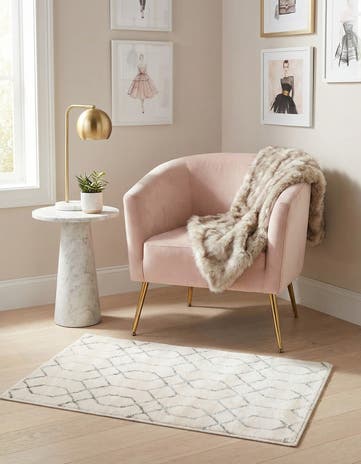 2' x 3' Marilyn Monroe™ Glam Trellis Rug