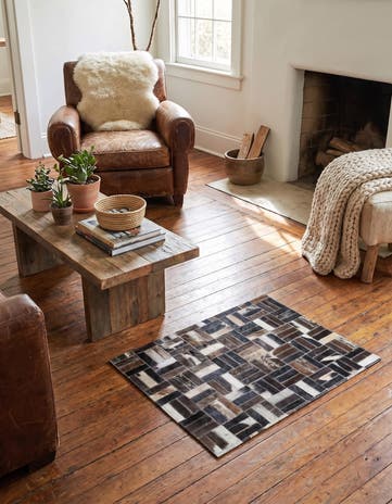 2' x 3' Cowhide Leather Rug