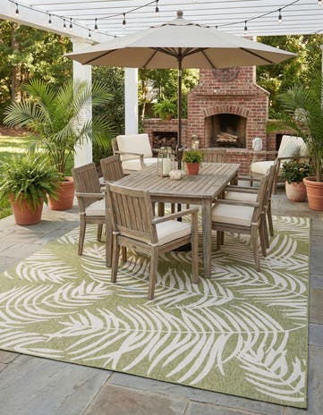 10' x 13' Easy-Clean Botanical Indoor / Outdoor Rug