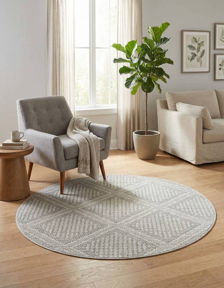Detail image of  5' 3 x 5' 3  Washable Lattice Indoor / Outdoor Round Rug