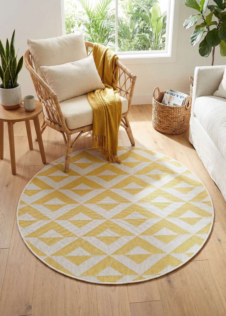 4' x 4' Easy-Clean Jill Zarin Napa Indoor / Outdoor Round Rug