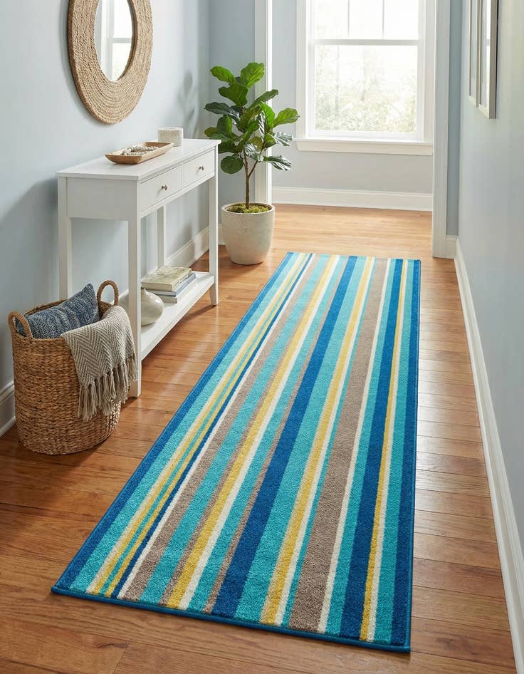 Detail image of 2' x 8' Azalea Runner Rug