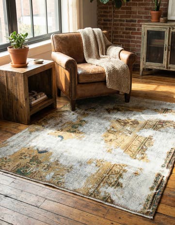 4' 5 x 5' 4 Hand Knotted Ultra Vintage Persian Wool Square Rug